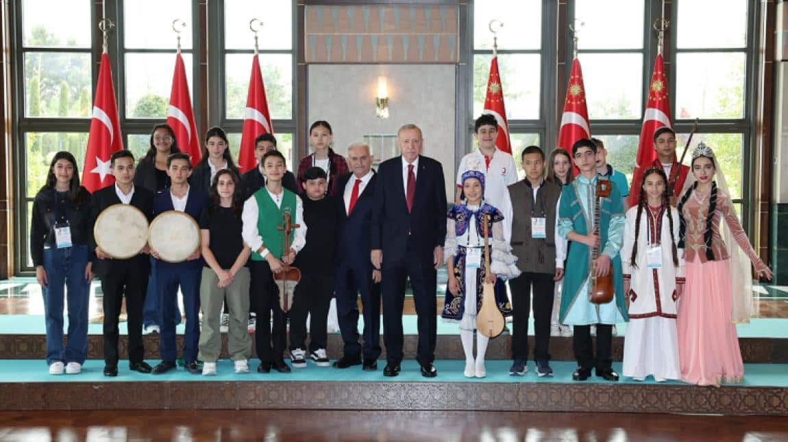 Cumhurbaşkanımız, Beştepe'de Çocukları Kabul Etti.